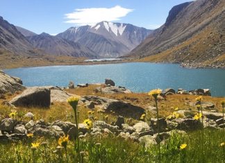 Du lịch Mông Cổ, khám phá dãy núi Altai hùng vĩ bậc nhất châu Á Du lịch Mông Cổ, khám phá dãy núi Altai hùng vĩ bậc nhất châu Á